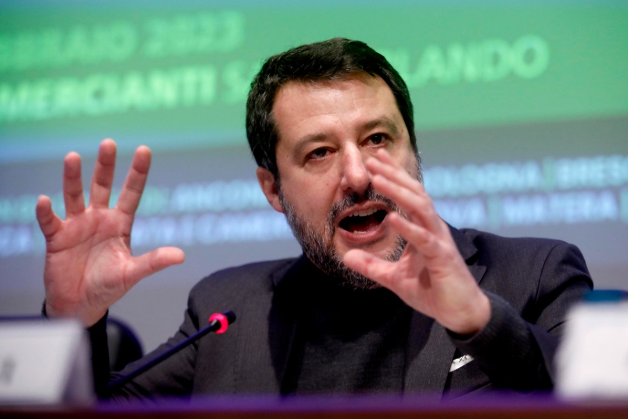 Salvini Ha Cambiato Idea Sullinsegnamento Alluso Delle Armi Pagella