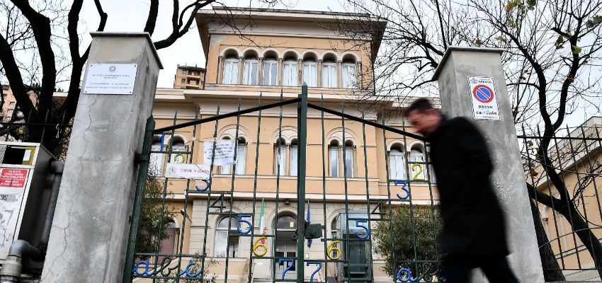 Image accompanying «In tutti i Paesi europei le scuole riaprono entro maggio. Noi siamo l'unico Paese europeo che ne riparla a settembre»