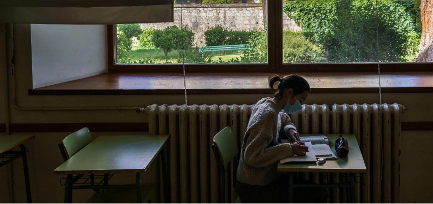 Image accompanying «Ci sono 260 mila studenti disabili nelle scuole italiane, e ci sono solo 150 mila insegnanti di sostegno, di cui 50 mila precari [...] Gli insegnanti precari, 
