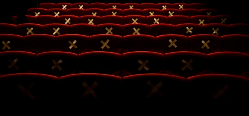 Image accompanying «Teatri, cinema, concerti, convegni: lo STOP a tutte queste attività, che generano il 17% del PIL, metterà in ginocchio migliaia di imprese e lavoratori»