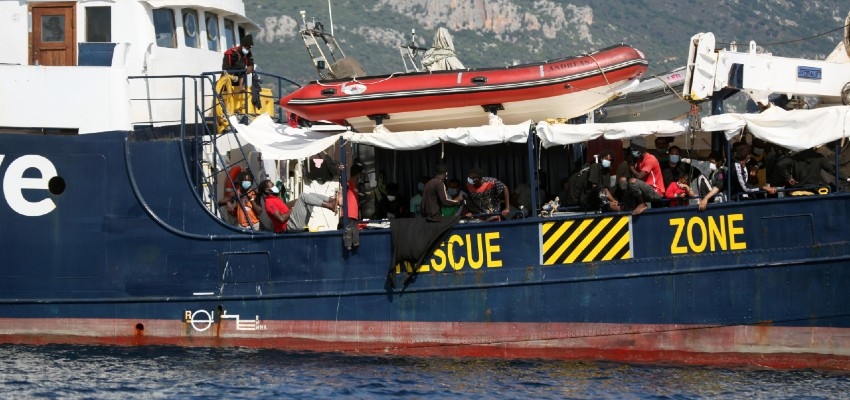 Image accompanying «Con un emendamento al “Decreto Sicurezza”, la Boldrini dà agli irregolari espulsi da un giudice, la possibilità di chiedere nuovamente asilo»