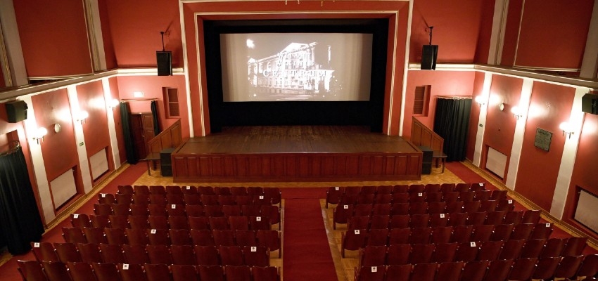 Image accompanying «Ad oggi, teatri e cinema sono chiusi in Francia, Germania, Regno Unito, Belgio, Portogallo»