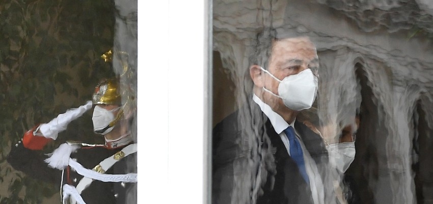 Image accompanying «Un calo [dello spread] che secondo le stime vale già per quest’anno un risparmio di un miliardo di euro per le casse dello Stato»