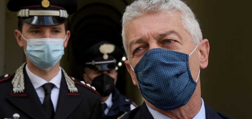 Image accompanying «In Italia si è privati della libertà solo e soltanto se una procura chiede la custodia cautelare e un gip accondiscende alla richiesta ritenendola fondata» (mi