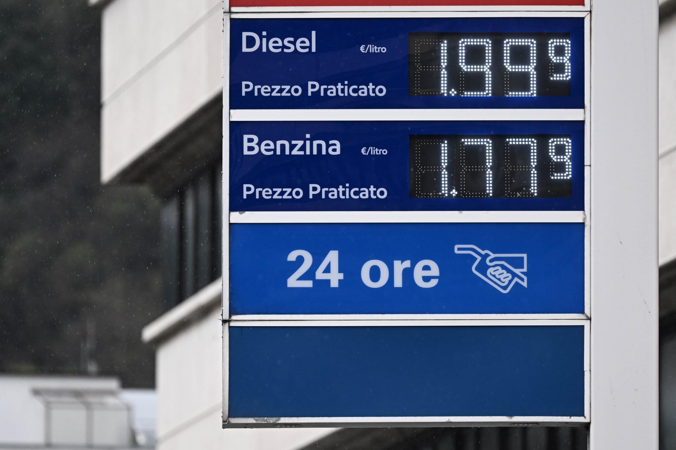 Taglio Accise Carburanti 2026 News Il governo ha prorogato il taglio delle accise sui carburanti | Pagella