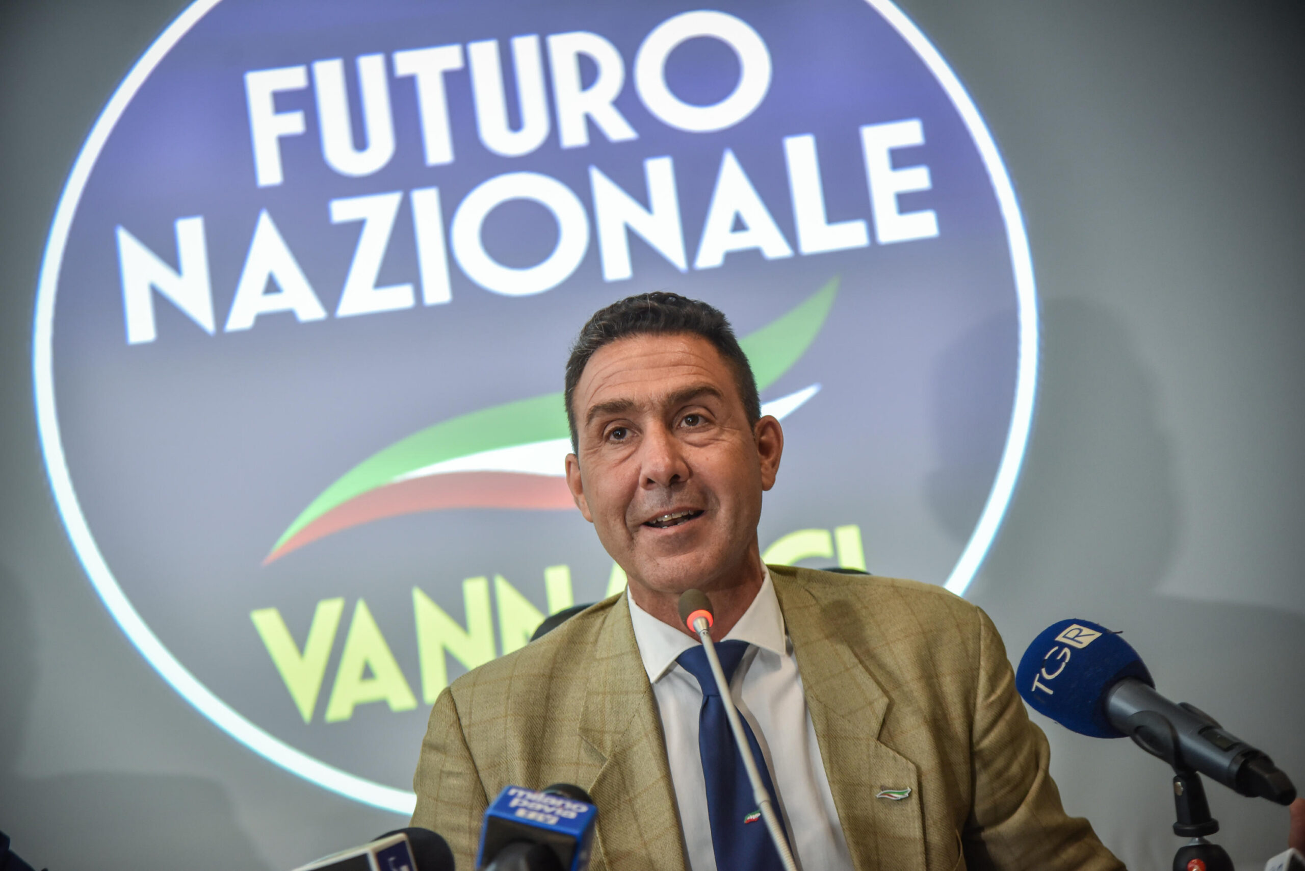 Futuro Nazionale Forms New Mixed Group Component Using Free Symbol - News Directory 3